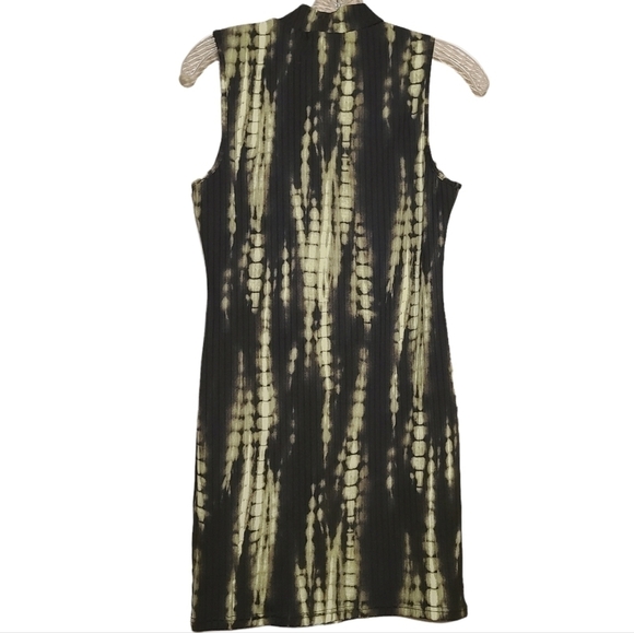 Forever 21 | Women's Tie Dye Sleeveless Mini Bodycon Dress (Size Medium) - Picture 11 of 11